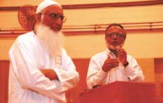 Active US Muslims Fight 9/11 Stigma 